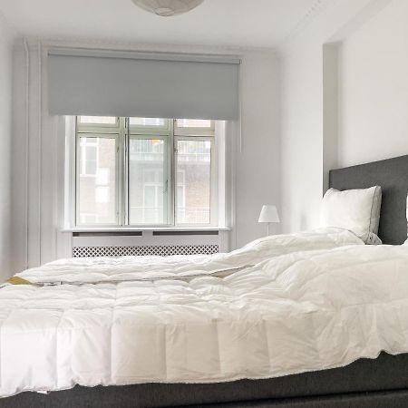 Stylish Classic Danish Design Apartment Copenhagen Exterior photo