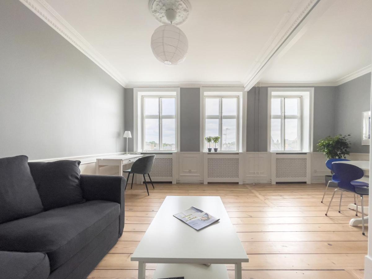 Stylish Classic Danish Design Apartment Copenhagen Exterior photo