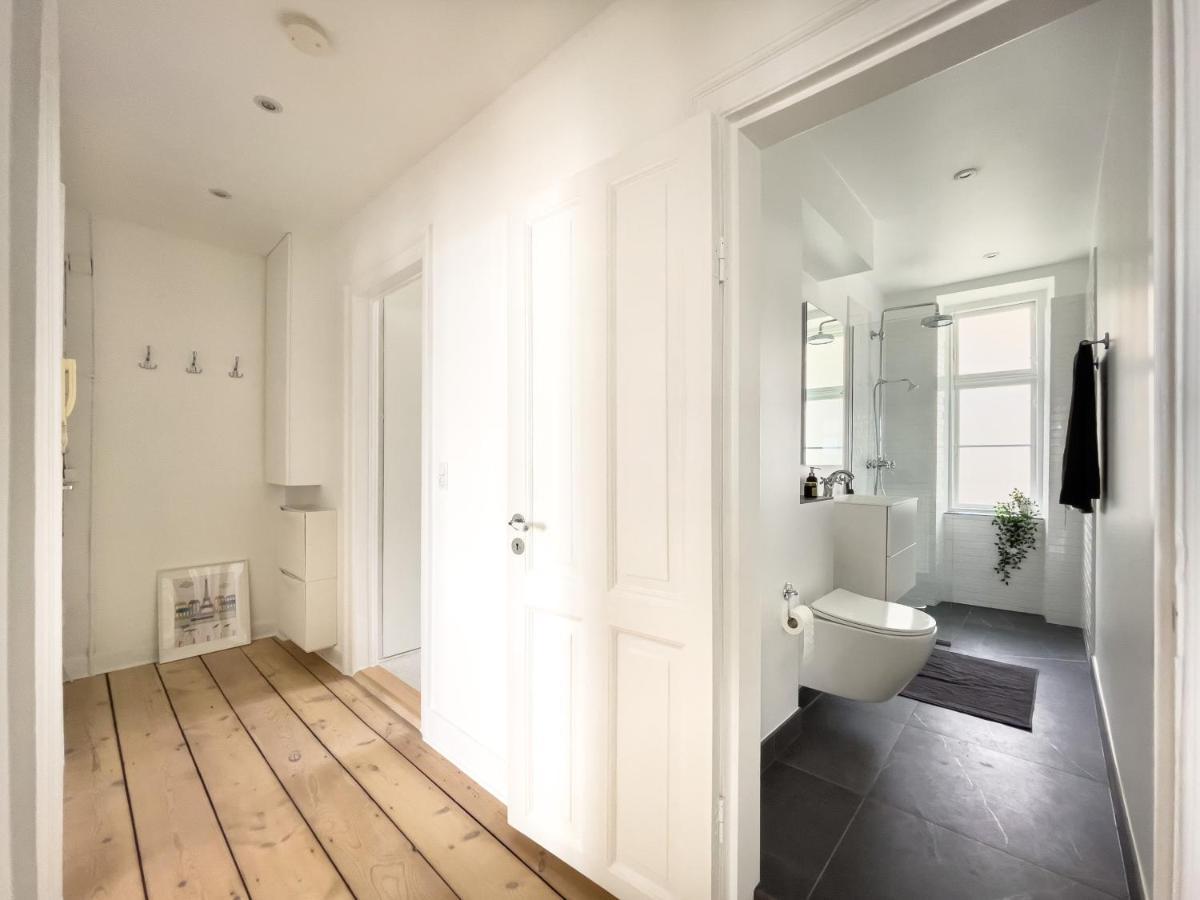 Stylish Classic Danish Design Apartment Copenhagen Exterior photo